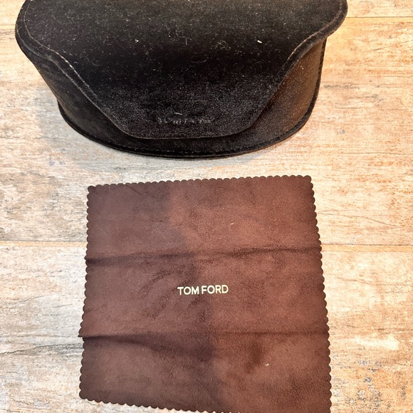 Tom Ford Iris Sunglasses - Picture 4 of 9